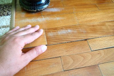 Restore the Aesthetics of Your Hardwood Floors!